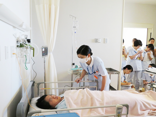 キャンパスライフ 年間学校行事 大阪労災看護専門学校 キャンパスライフ 年間学校行事 大阪労災看護専門学校